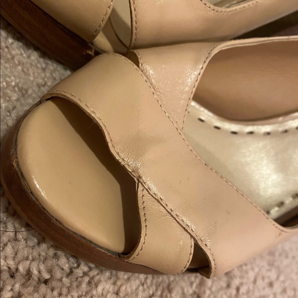 Peep Toe Heels - Picture 2 of 8